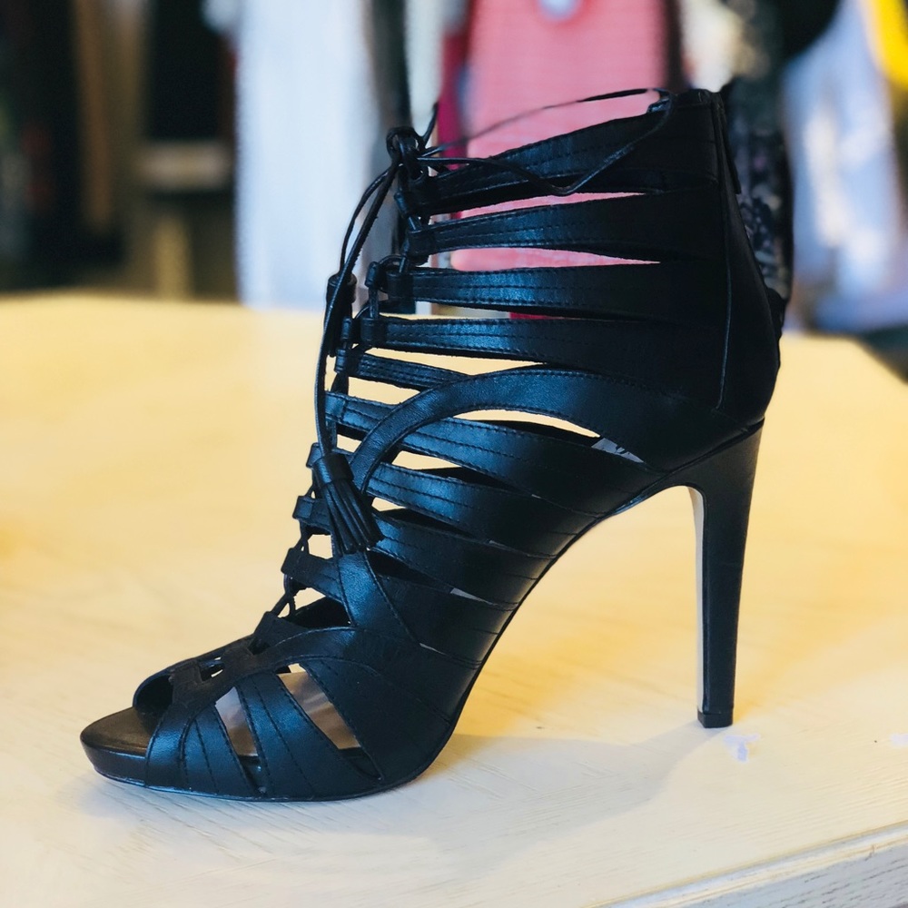 VINCE CAMUTO Black Hi Heel Cage Sandal Booties 10